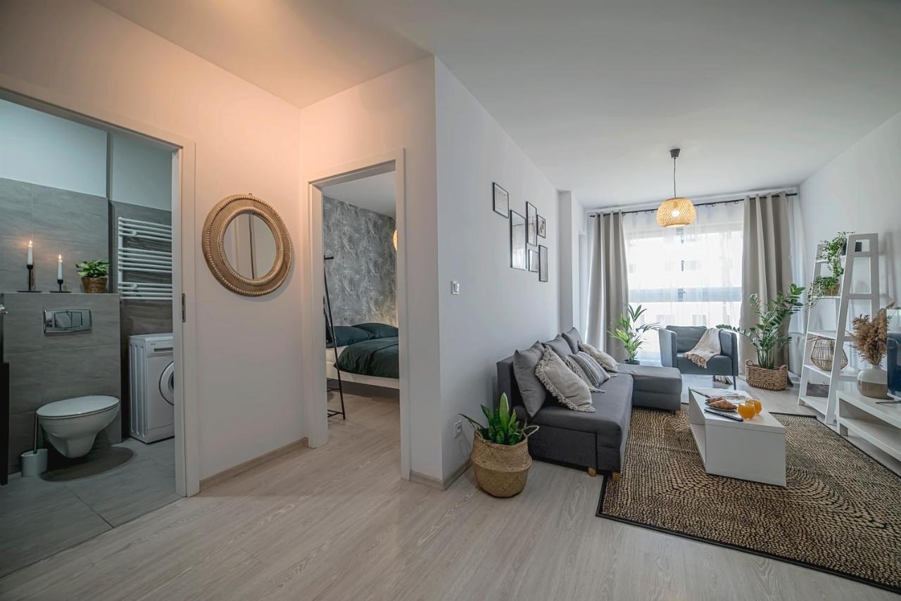 Apartamenty Rejtana Лешно Екстериор снимка